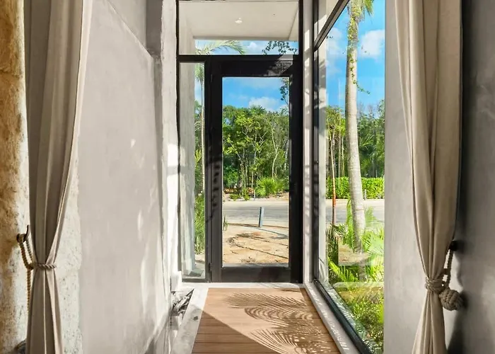 Casa Piedras Mayas - *