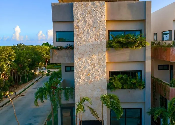Casa Piedras Mayas - *
